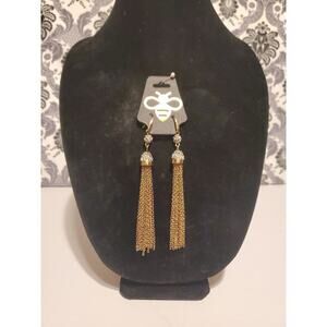 Jewelry Lot 4 -  3 Earrings and 1 Bracelet